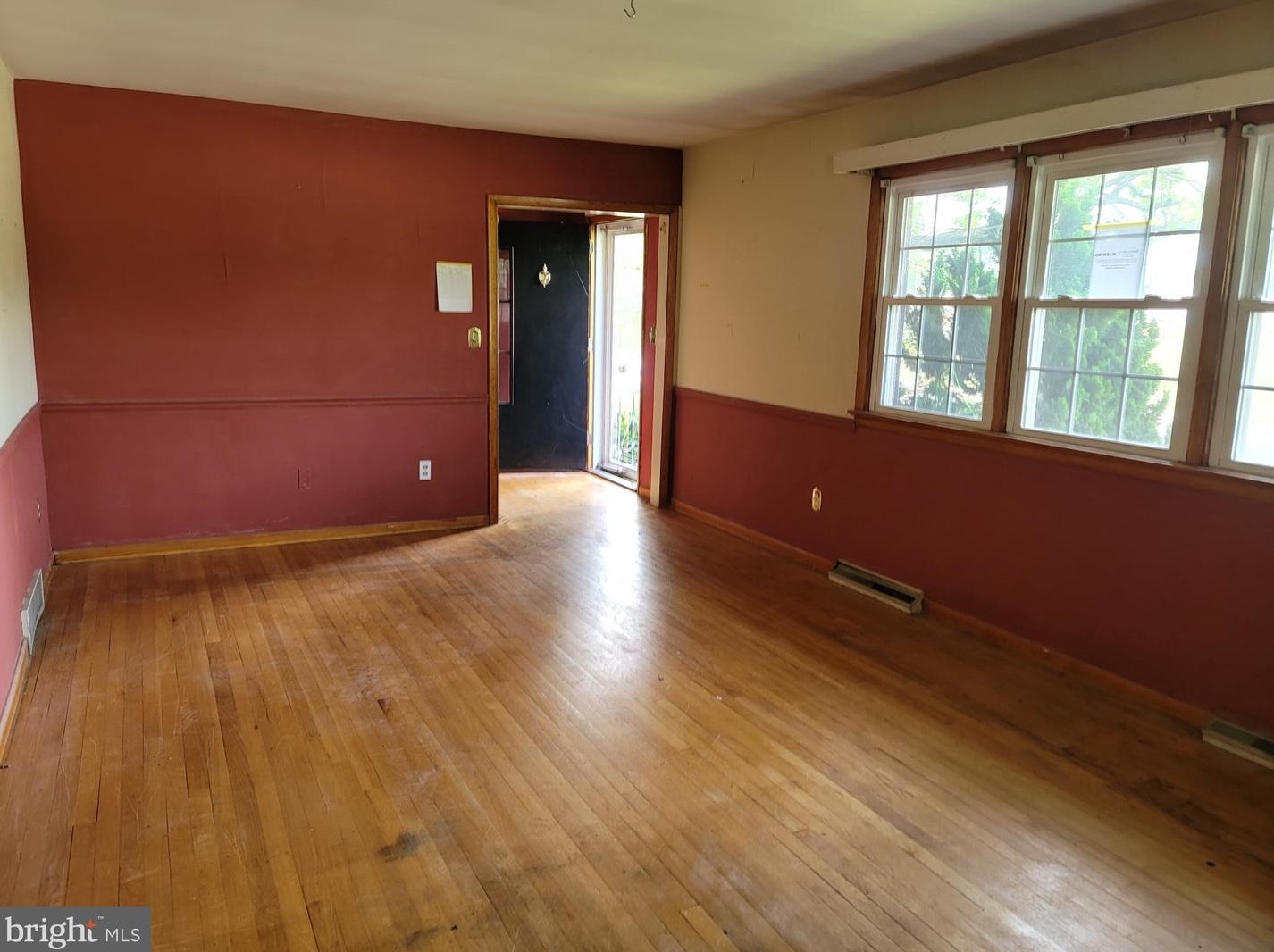 44 Klessel Ave, Pennsville, NJ 08070