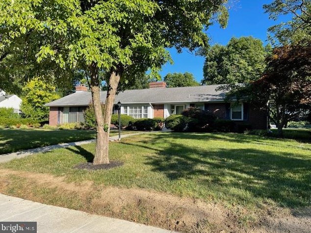 31 Chestnut Dr, Pilesgrove, NJ 08098