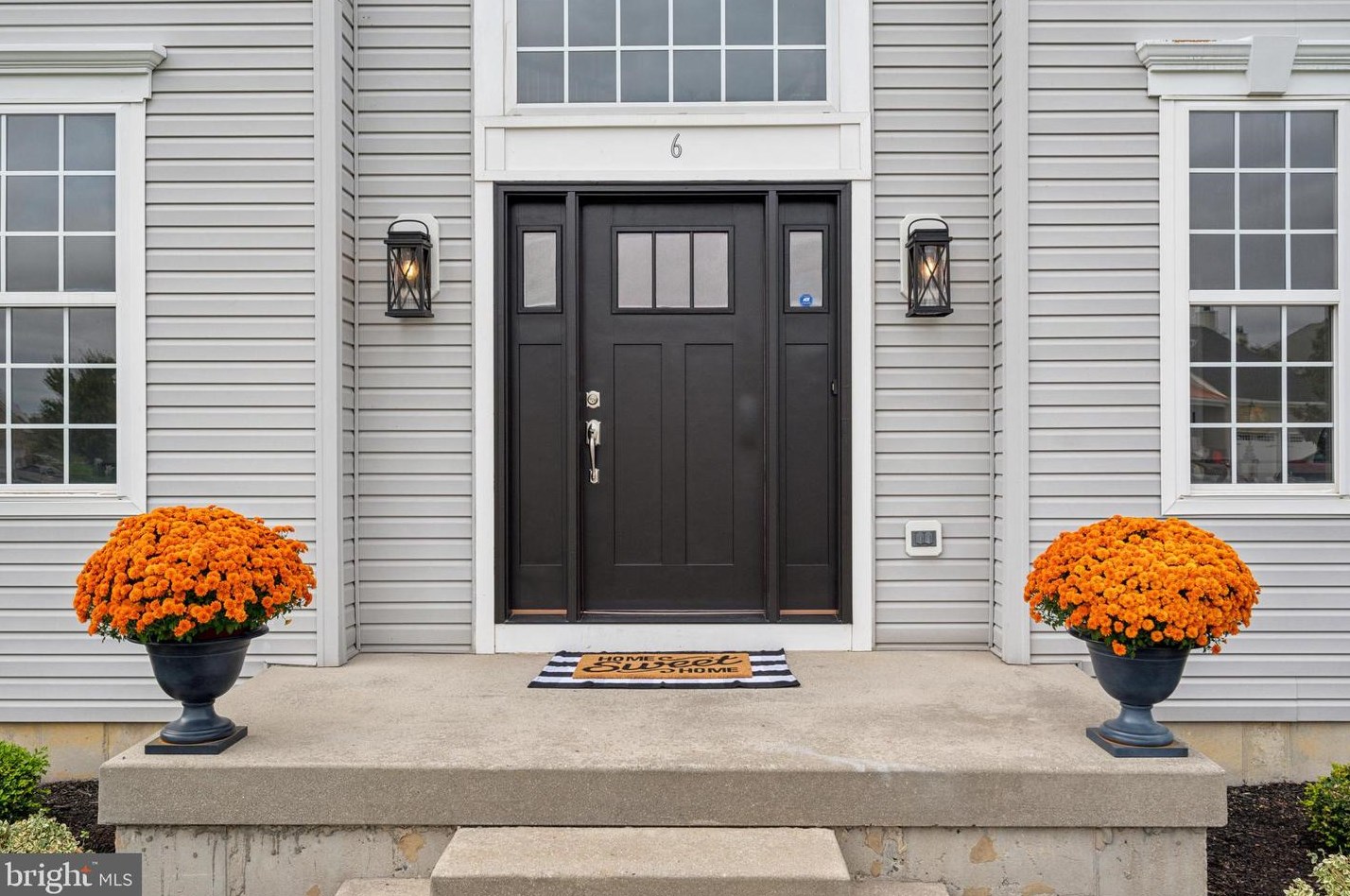 6 Queensberry Ln, Pilesgrove, NJ 08098