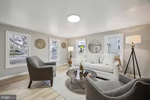 212 S Main St, Woodstown, NJ 08098 - Photo 4