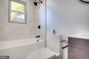 142 N Dolbow Ave, Penns Grove, NJ 08069 - Photo 22