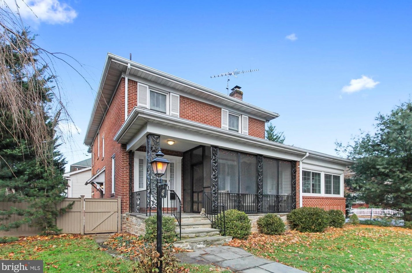 42 Howard Ave, Gettysburg, PA 17325-1709