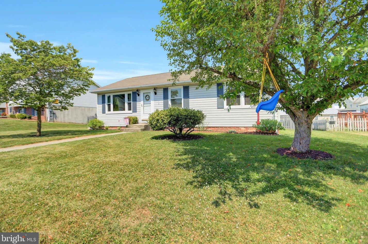 484 S Columbus Ave, Littlestown, PA 17340