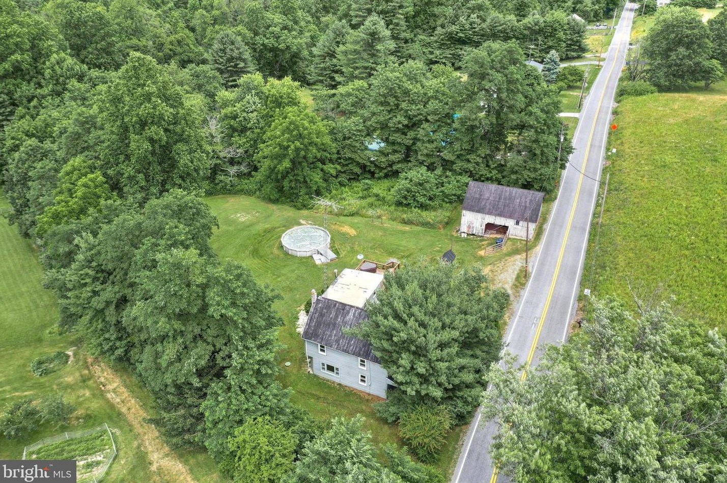 2659 Coon Rd, Center Mills, PA 17304-9606