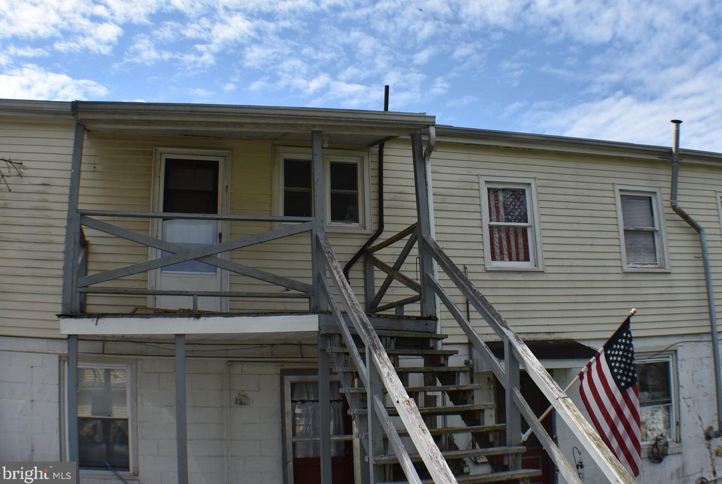 9 Oxford St #e, New Oxford, PA 17350