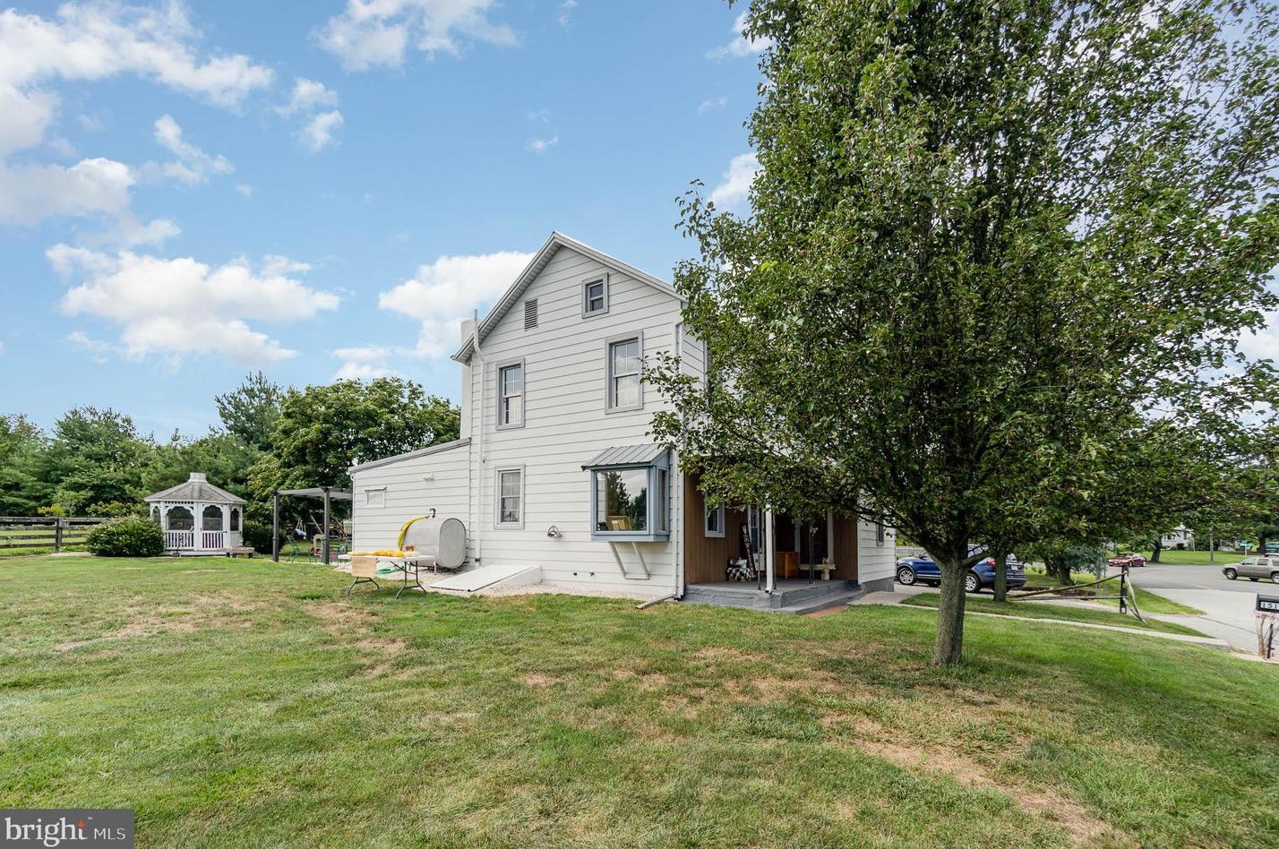 1515 Herrs Ridge Rd, Gettysburg, PA 17325