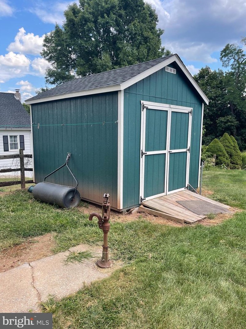 163 Fleet St, Abbottstown, PA 17301-9707