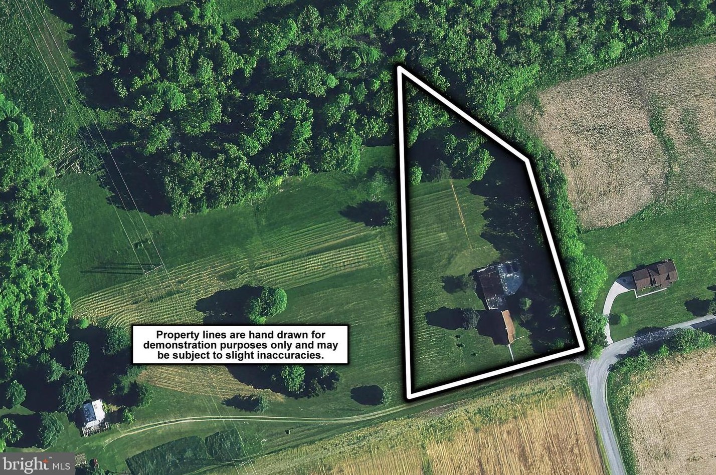 396 Millar Rd, Gettysburg, PA 17325-7632