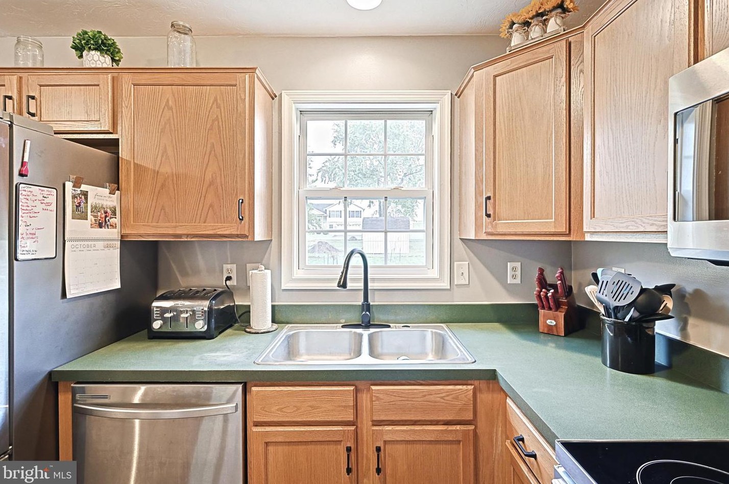 92 Schofield Dr, East Berlin PA  17316-9337 exterior