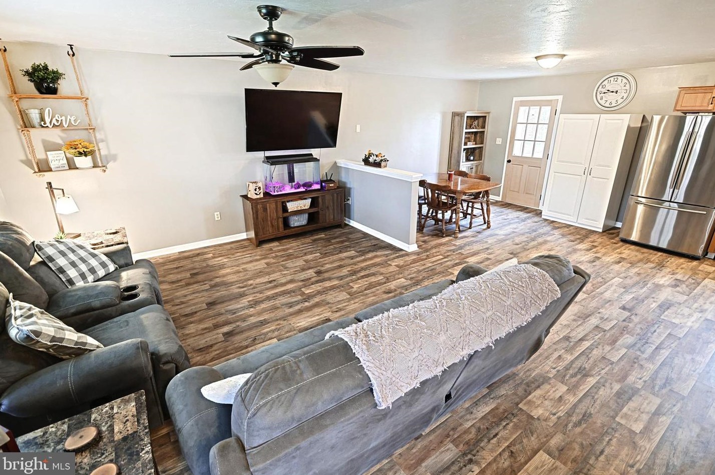 92 Schofield Dr, East Berlin PA  17316-9337 exterior