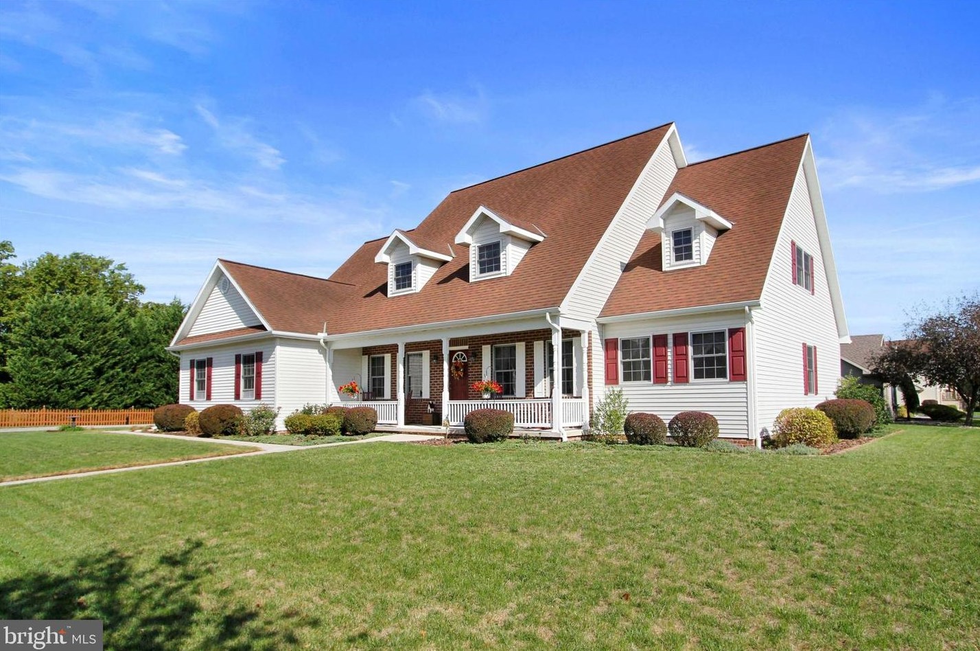 102 Hillside Dr, East Berlin, PA 17316