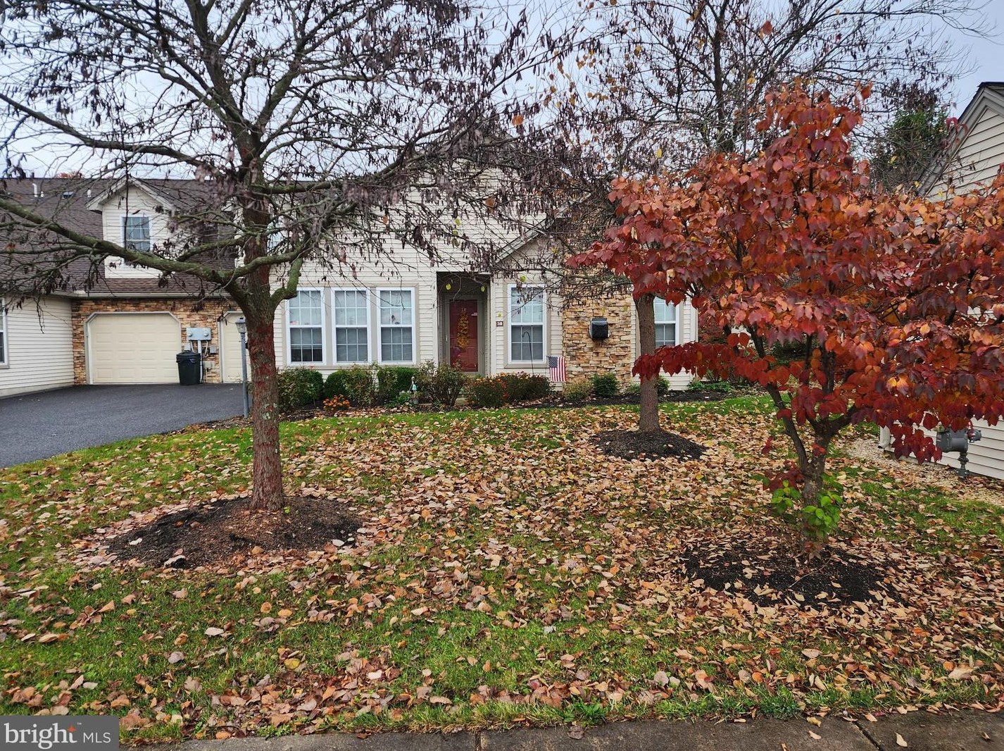 38 Hillview Ct, Charnita, PA 17320