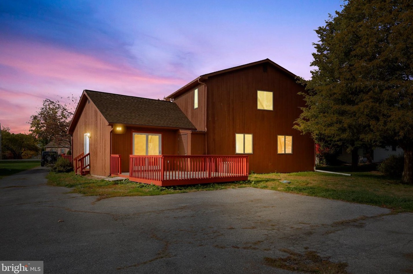 913 Johnson Dr, Gettysburg, PA 17325