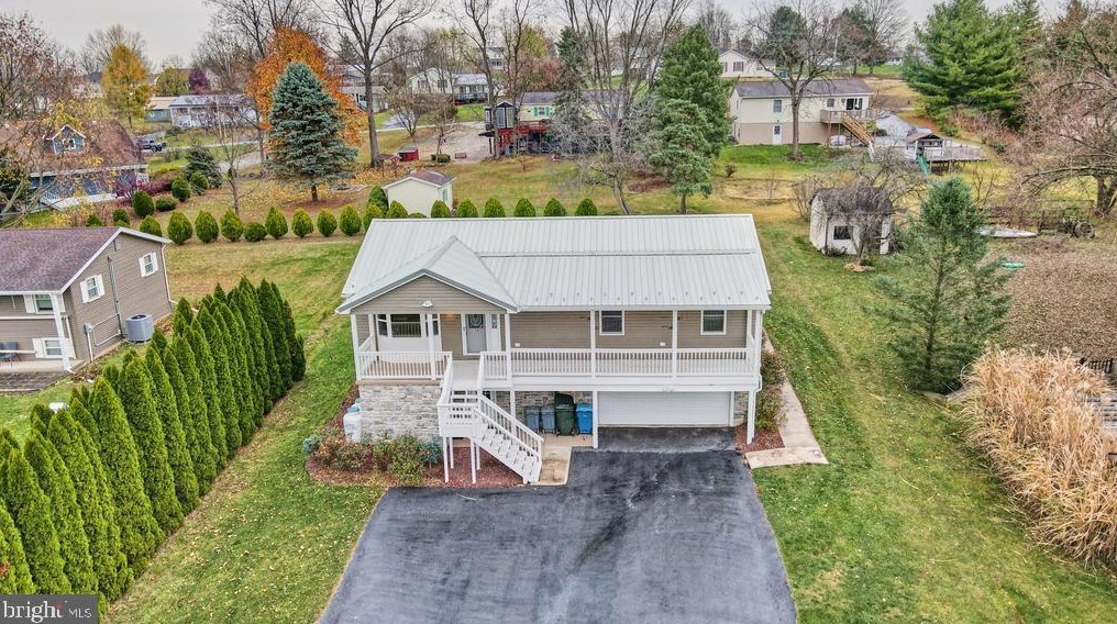 14 Wadsworth Dr, East Berlin PA  17316-9328 exterior