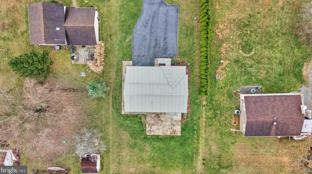 14 Wadsworth Dr, East Berlin PA  17316-9328 exterior