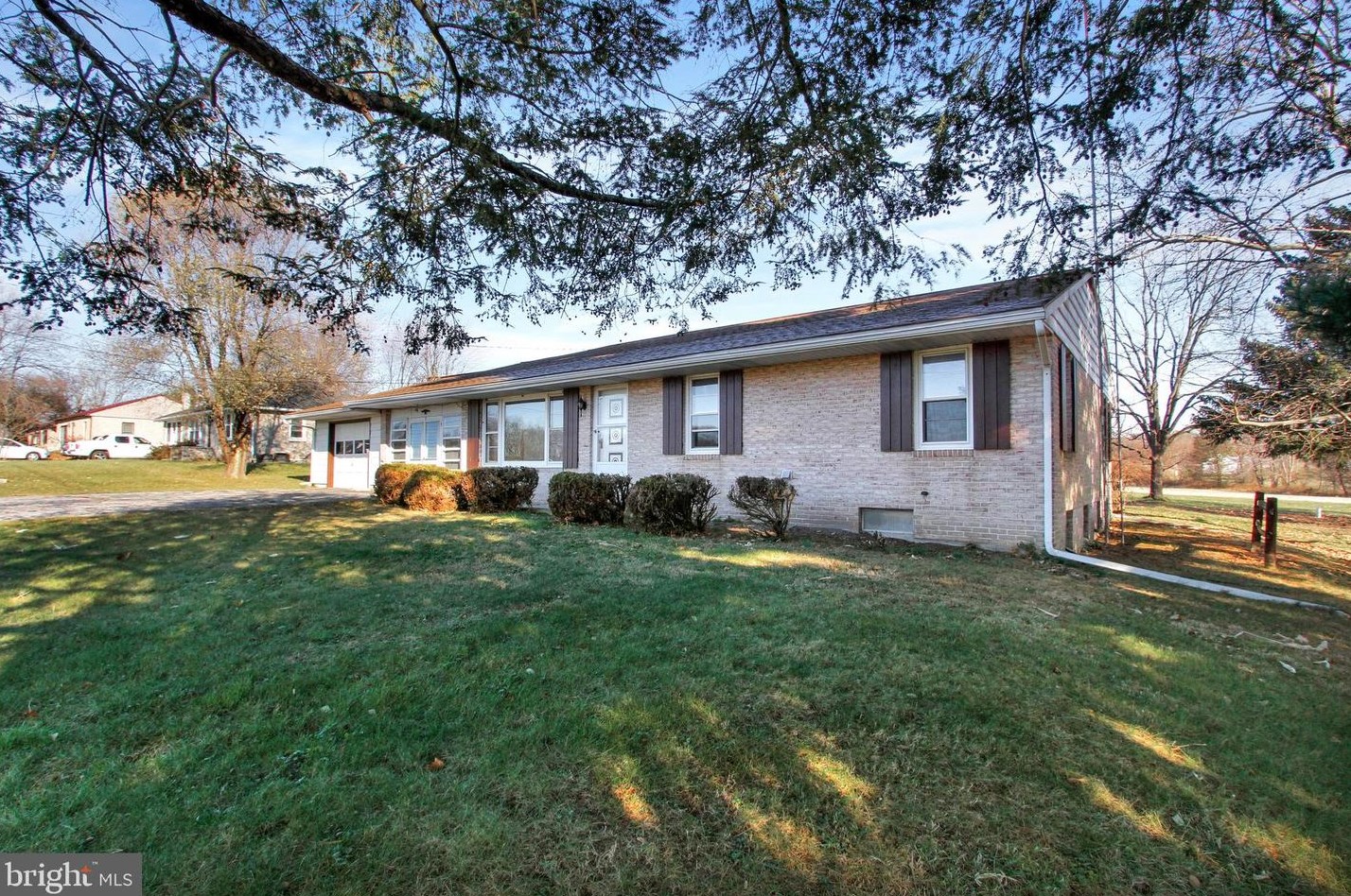 315 Shealer Rd, Gettysburg, PA 17325