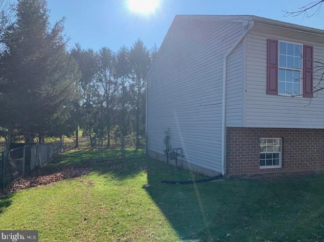 120 Abbotts Dr, Abbottstown PA  17301-9763 exterior