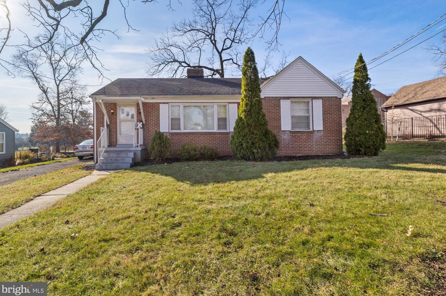 660 Red Patch Ave, Gettysburg, PA 17325-2423