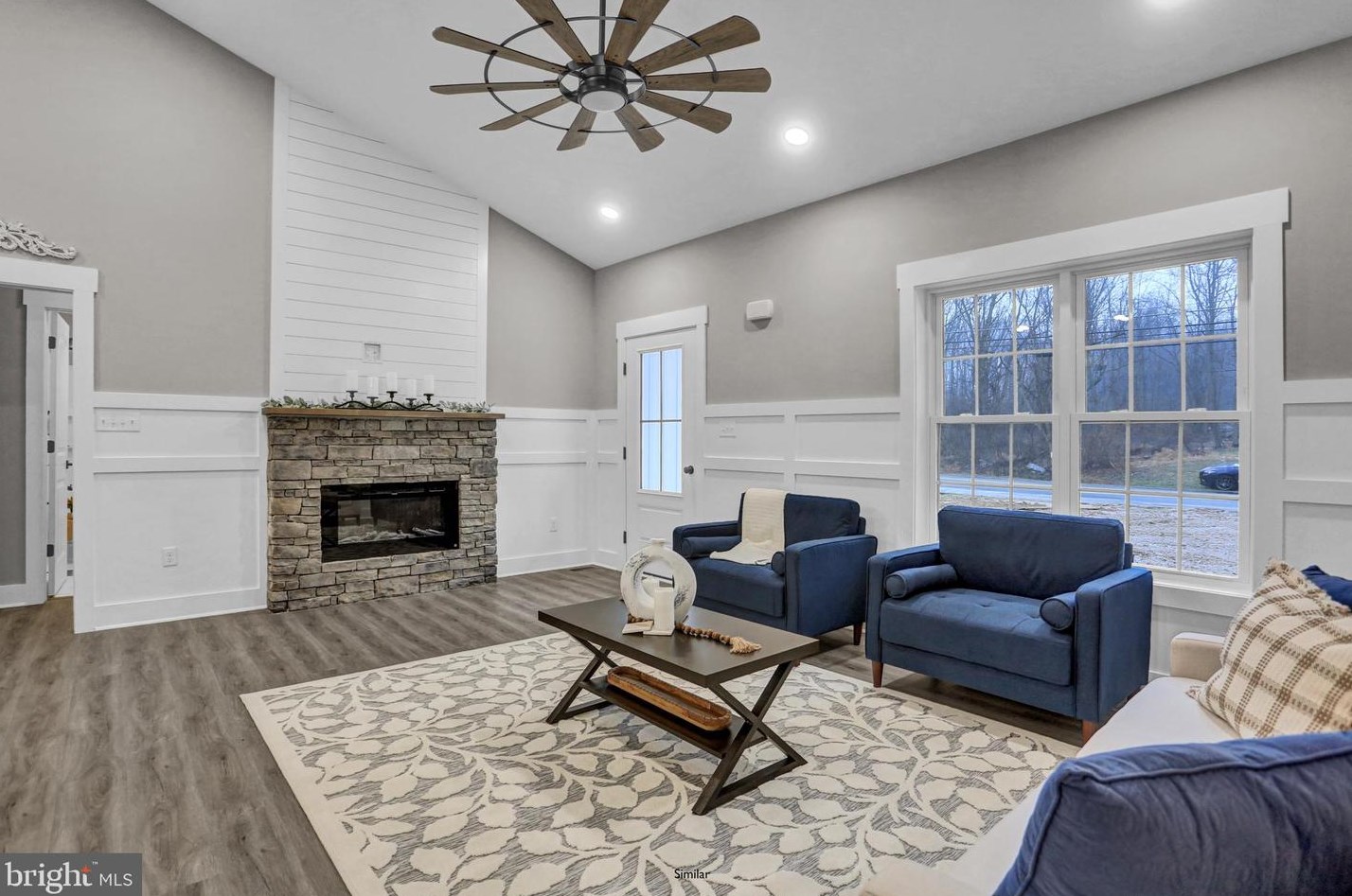 95 Spruce Dr, Gettysburg, PA 17325-8432