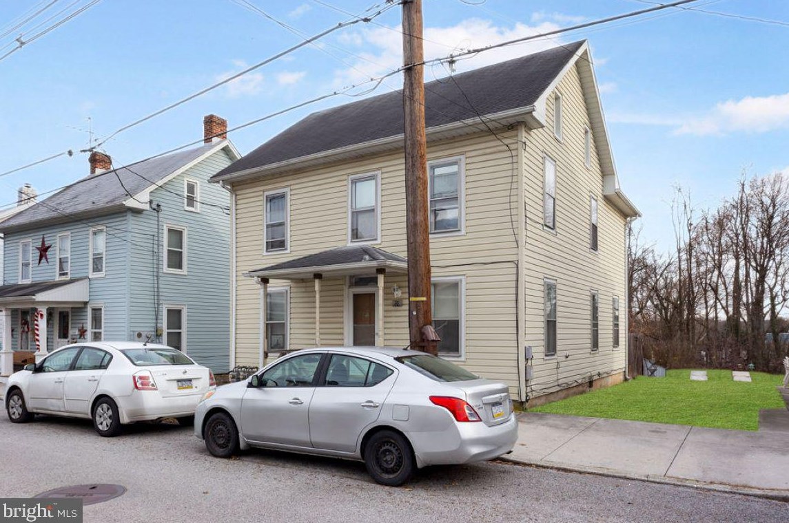 109 Lumber St, Littlestown, PA 17340