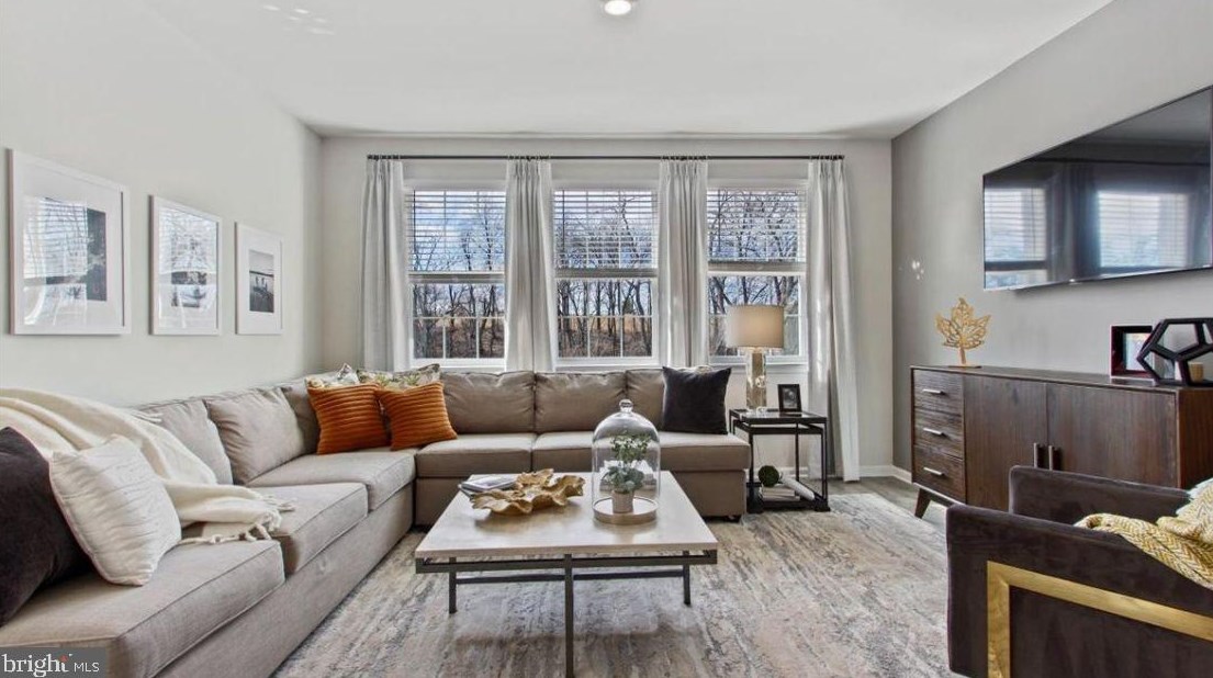 71 Garrison Falls Dr, Gettysburg PA  17325-2014 exterior