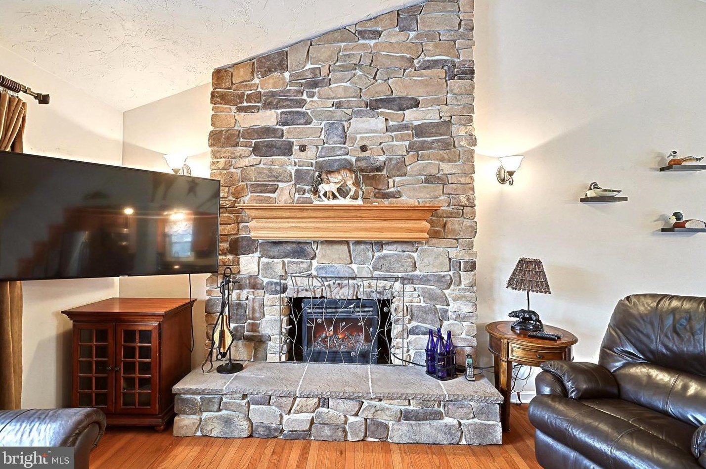 27 Howard Dr, East Berlin PA  17316-9394 exterior