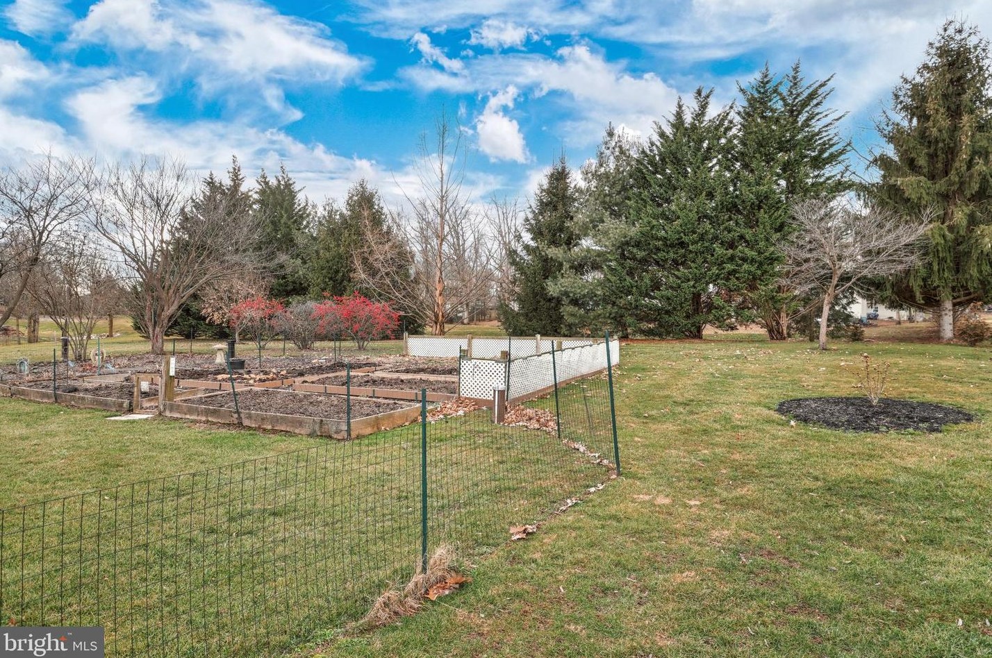 90 Highland Ave, Abbottstown PA  17301-9572 exterior