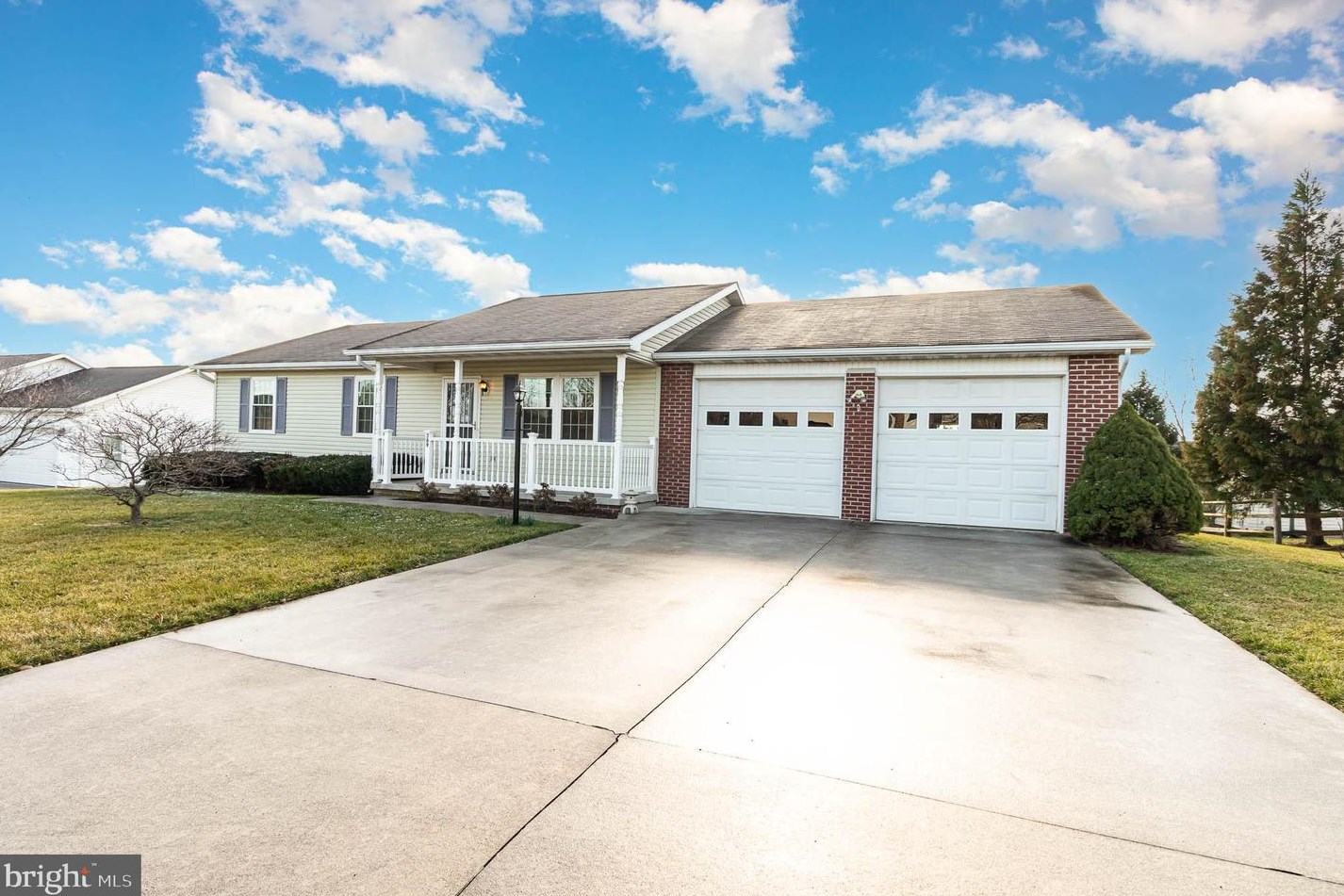 369 Beaver St, East Berlin, PA 17316-8807