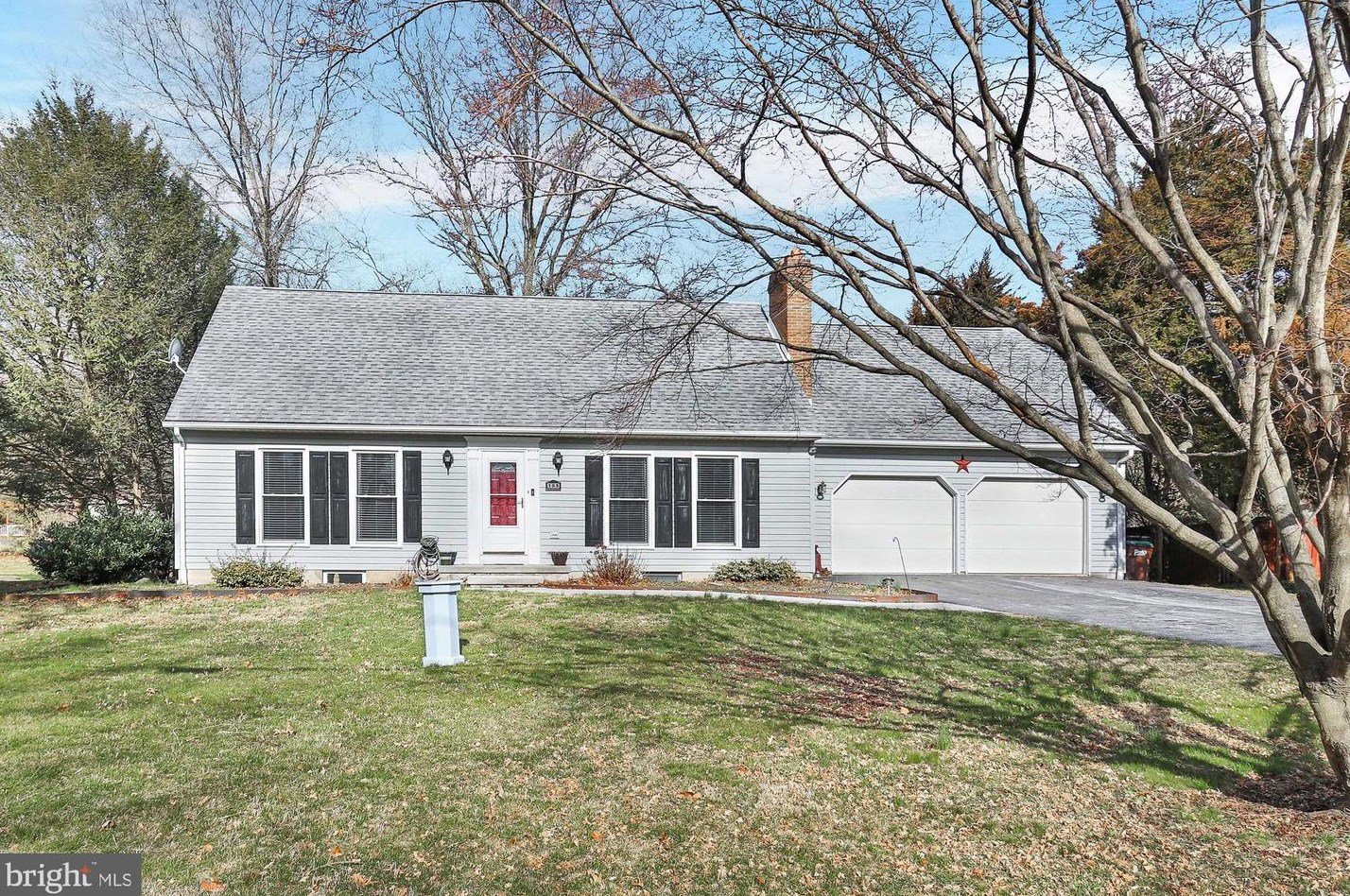 103 Jacks Mountain Rd, Charnita, PA 17320