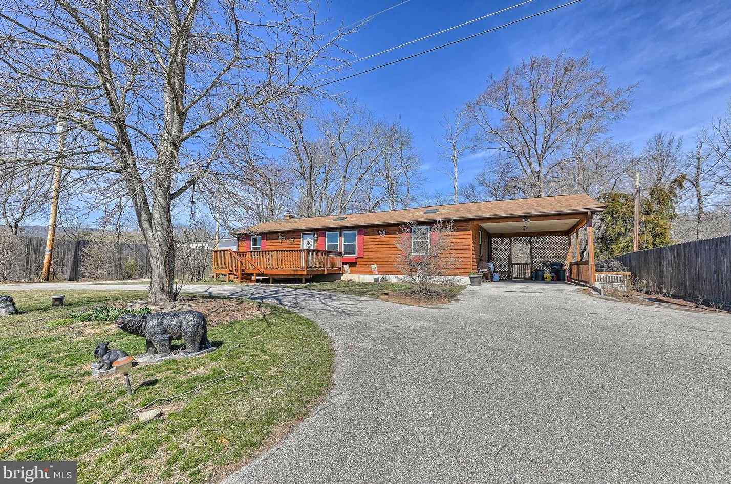 249 Poplar Springs Rd, Orrtanna, PA 17353