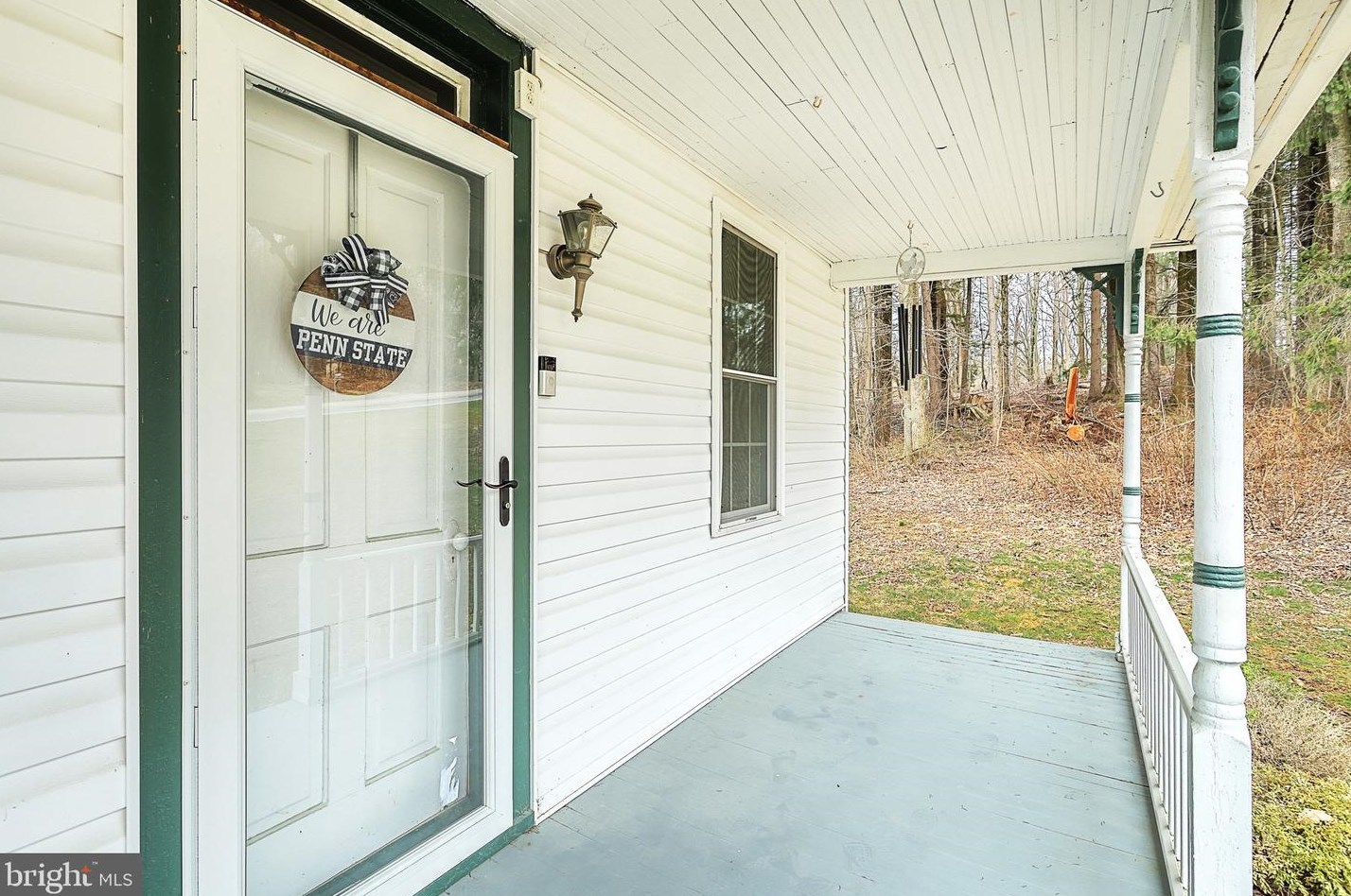 2326 Iron Springs Rd, Charnita, PA 17320