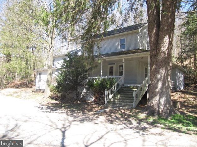 25 Mountain Ln, Charnita, PA 17320