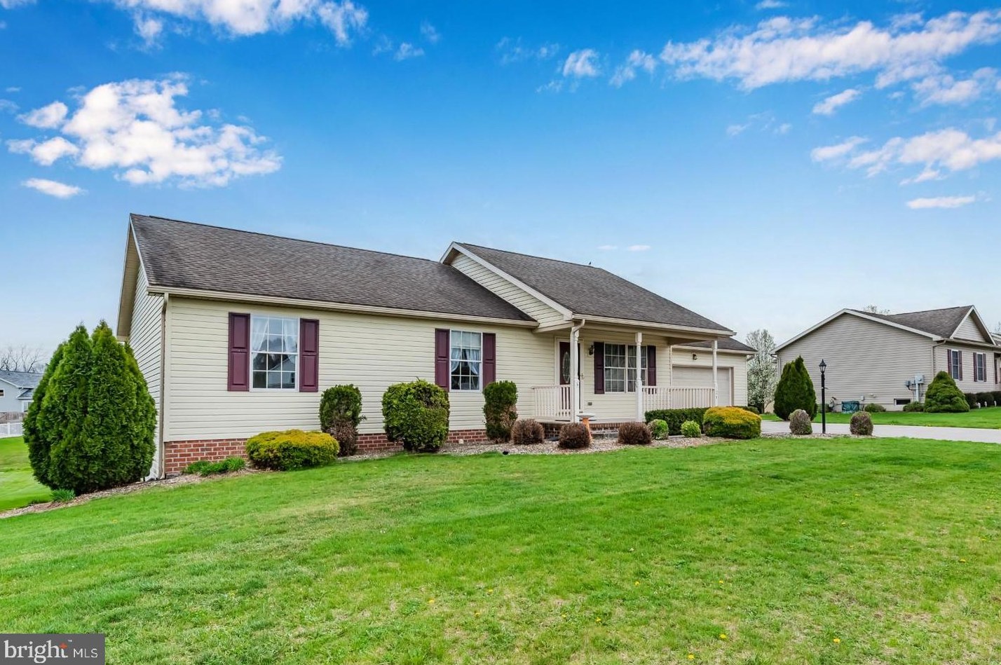 124 Aspen Dr, East Berlin, PA 17316-8629