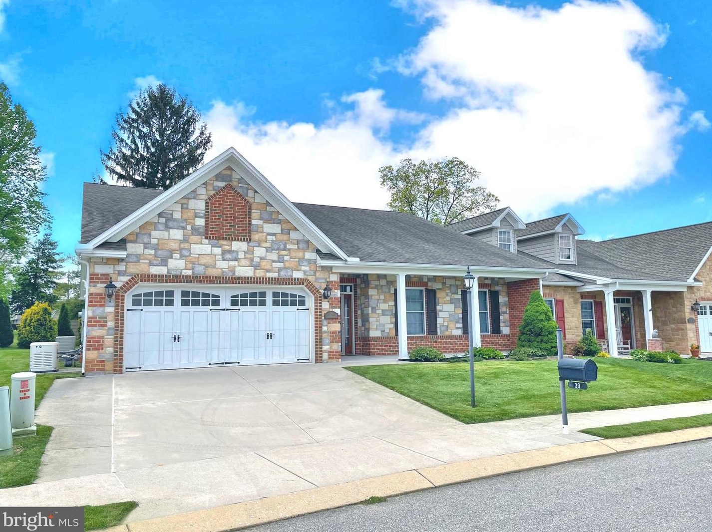 39 Stedtle Ave, Littlestown, PA 17340-1161