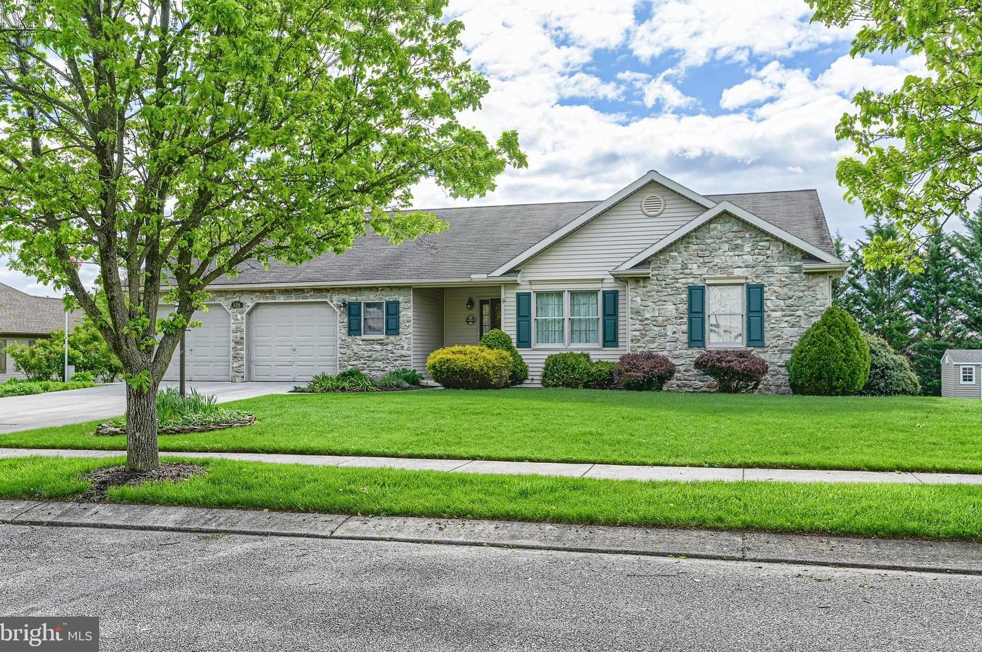 125 Hillside Dr, East Berlin, PA 17316