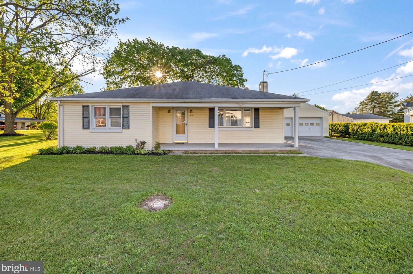 30 Locust St, Gettysburg, PA 17325
