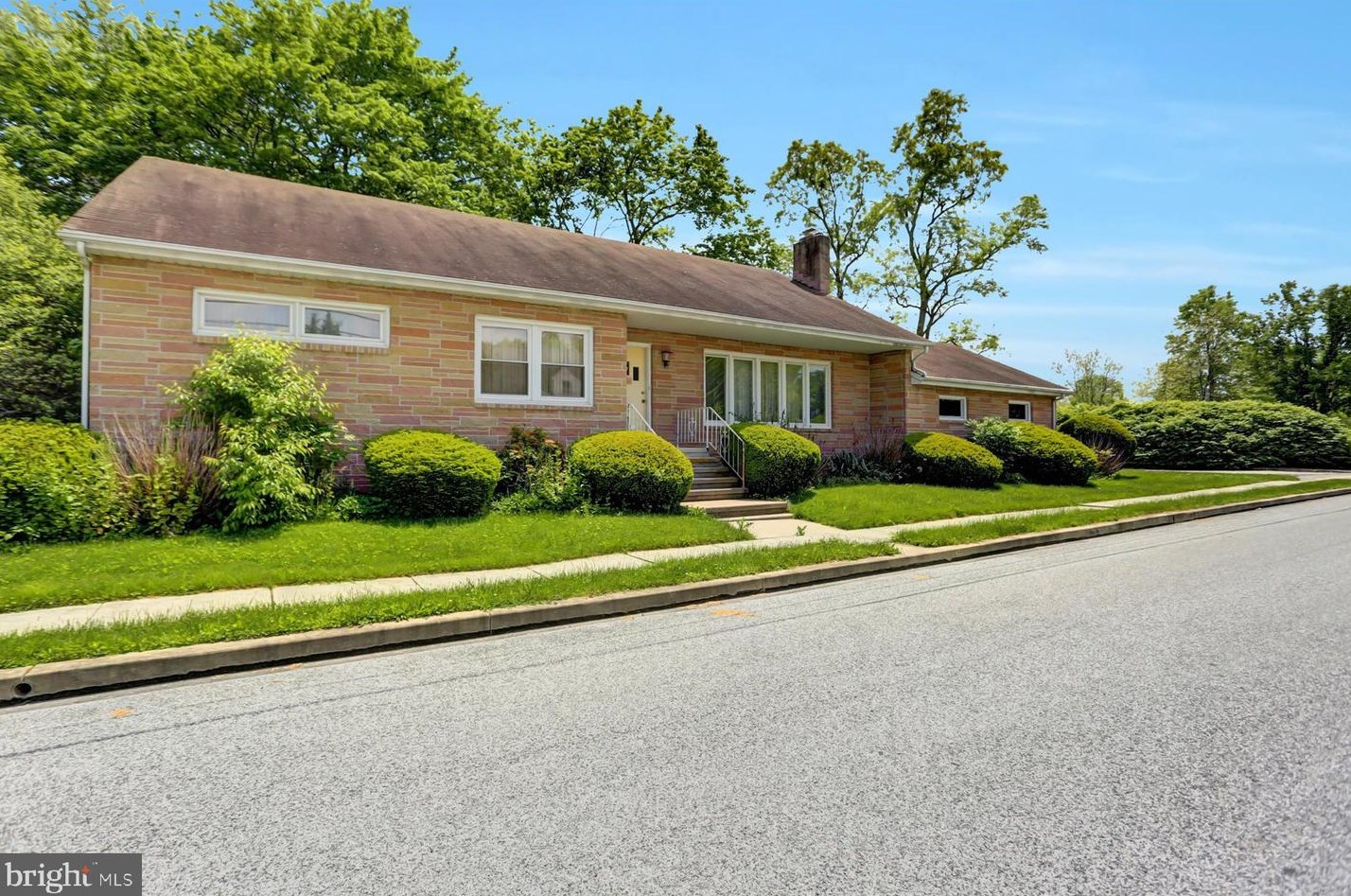 280 Howard Ave, Gettysburg, PA 17325-2409