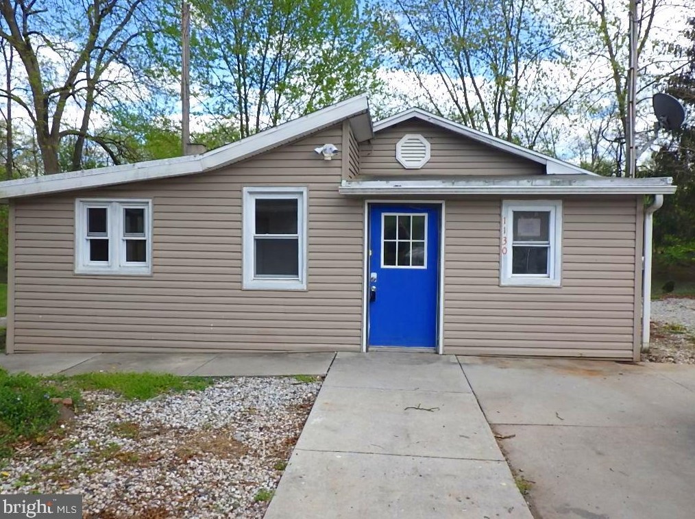 1130 N Browns Dam Dr, New Oxford, PA 17350