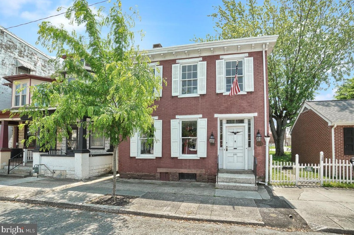 141 York St, Gettysburg, PA 17325