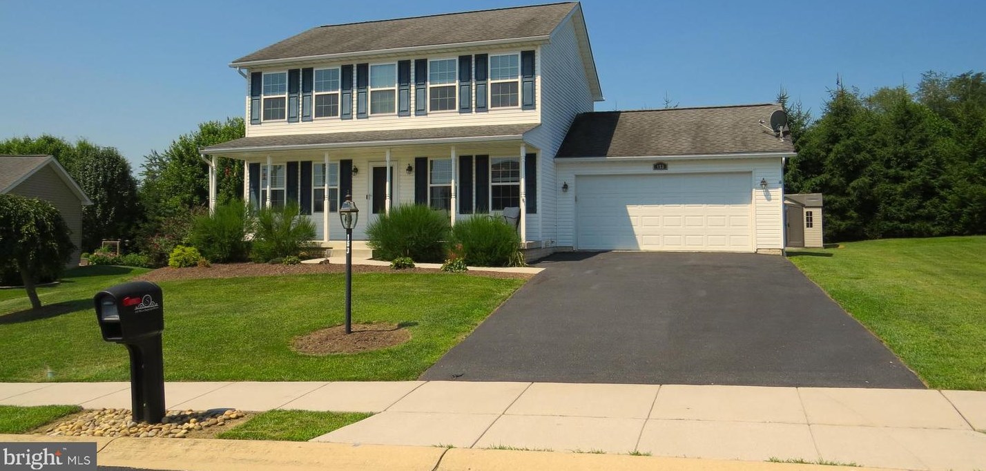 153 Imperial Dr, Center Mills, PA 17304-9306