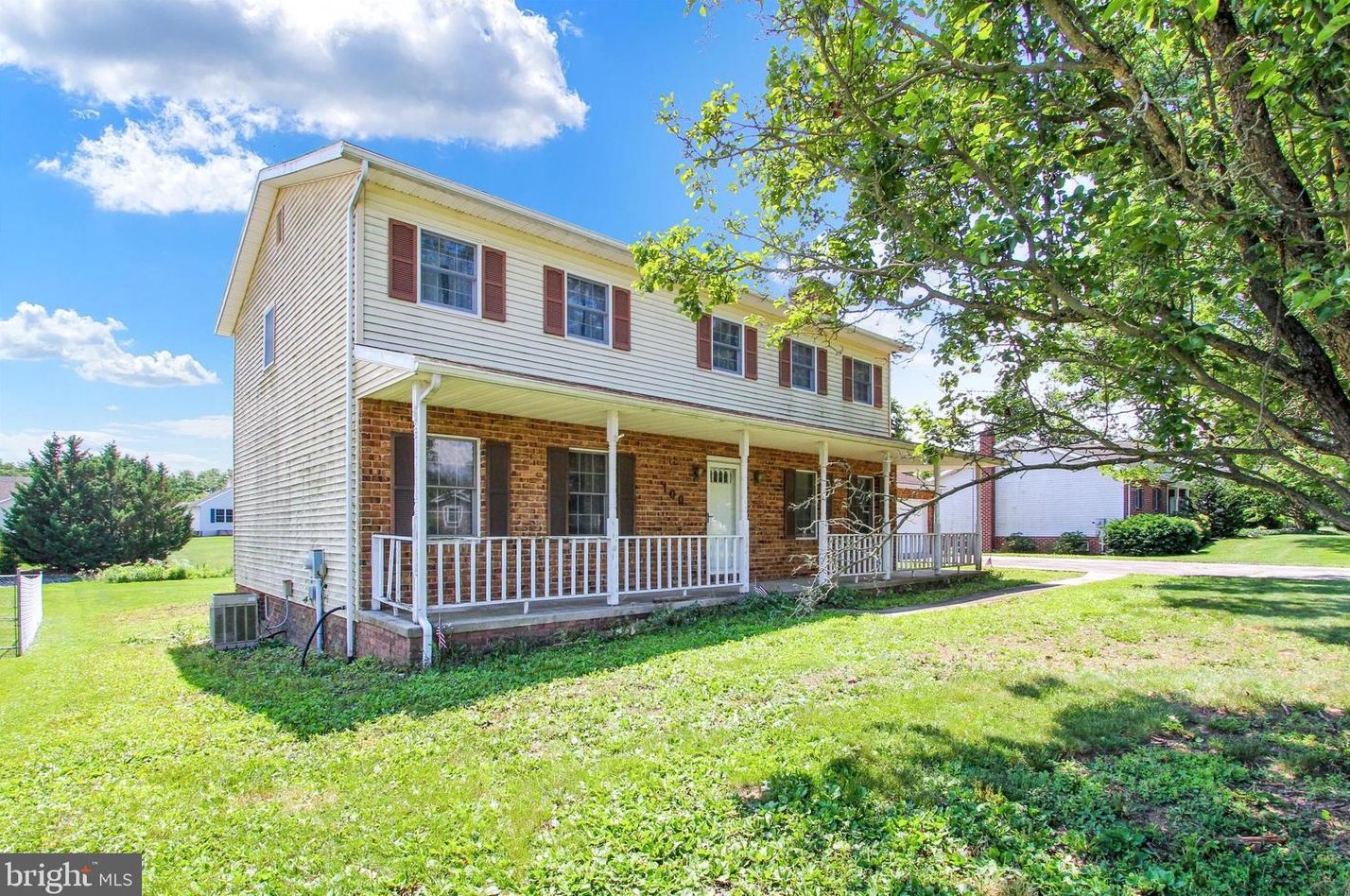 100 Harvest Dr, Gettysburg, PA 17325