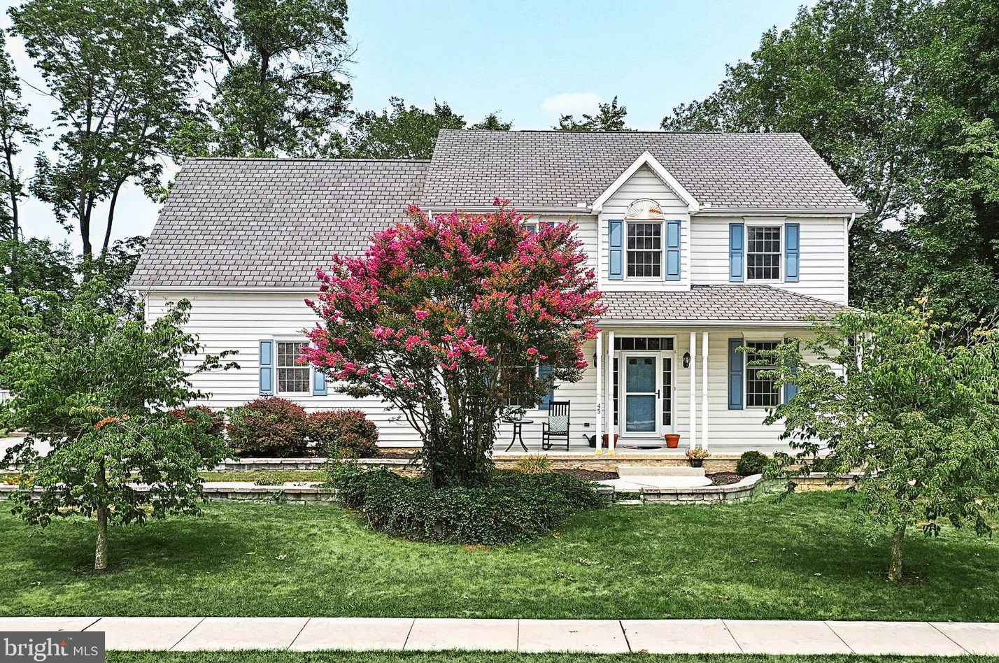 45 Clover Dr, Littlestown, PA 17340