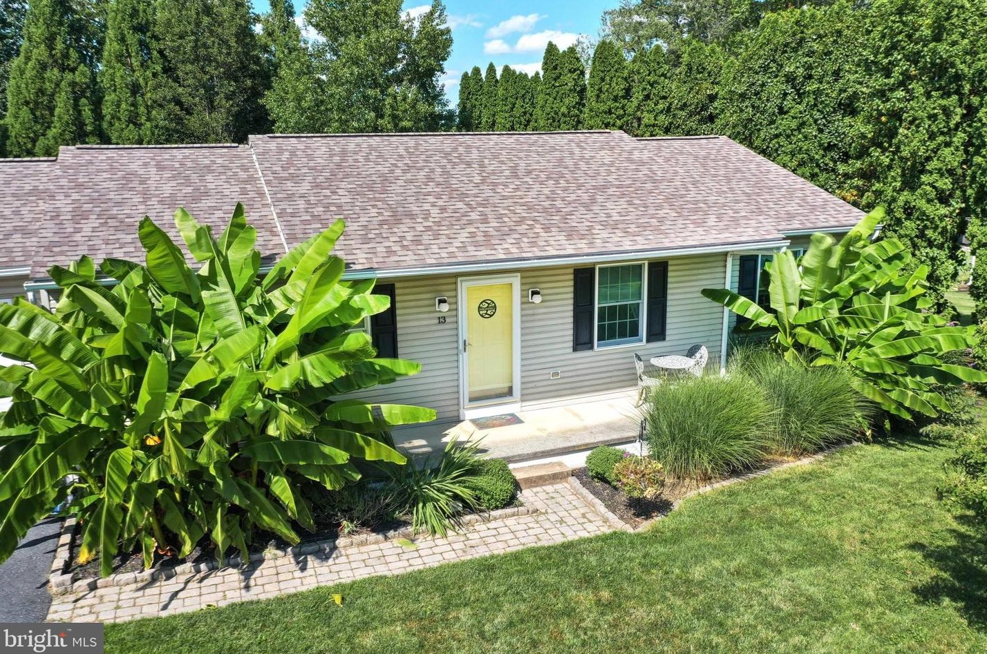 13 Barlow Dr, East Berlin, PA 17316-9379