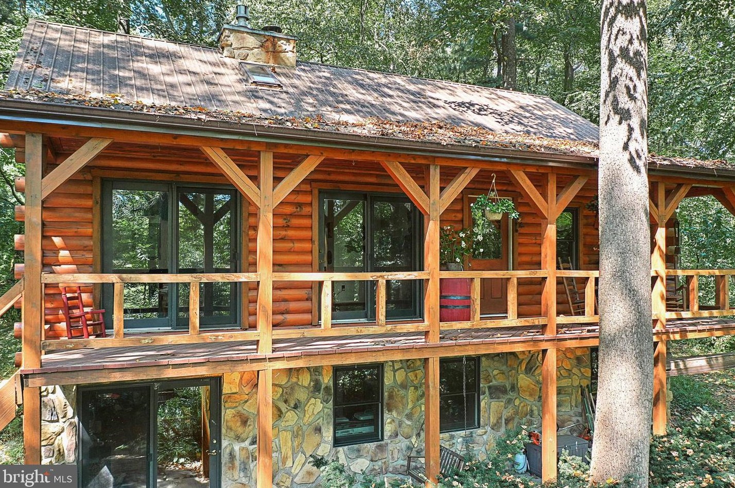 1850 Wenksville Rd, Beecherstown, PA 17307