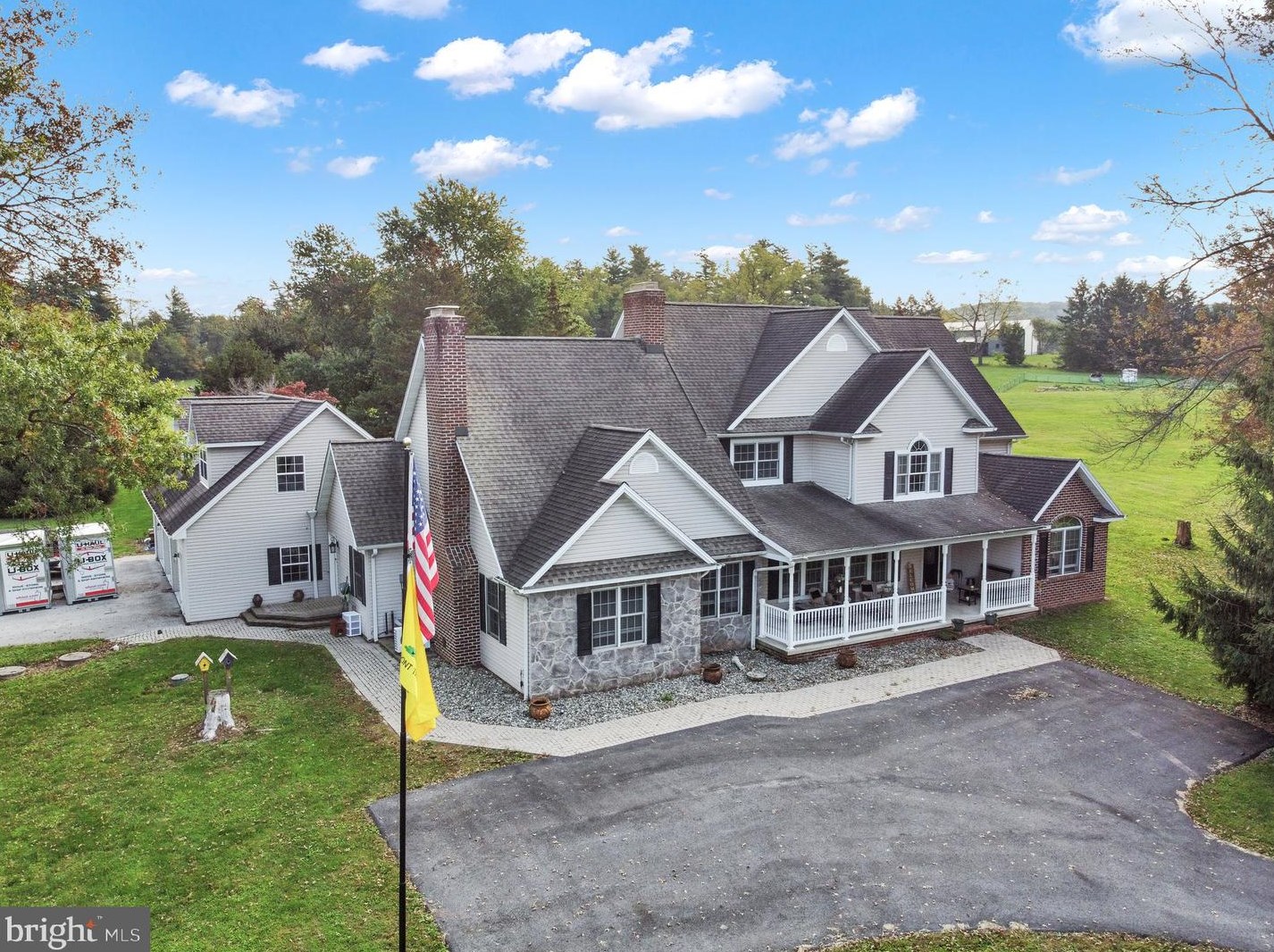 424 Abbottstown Pike, Abbottstown, PA 17301-9795