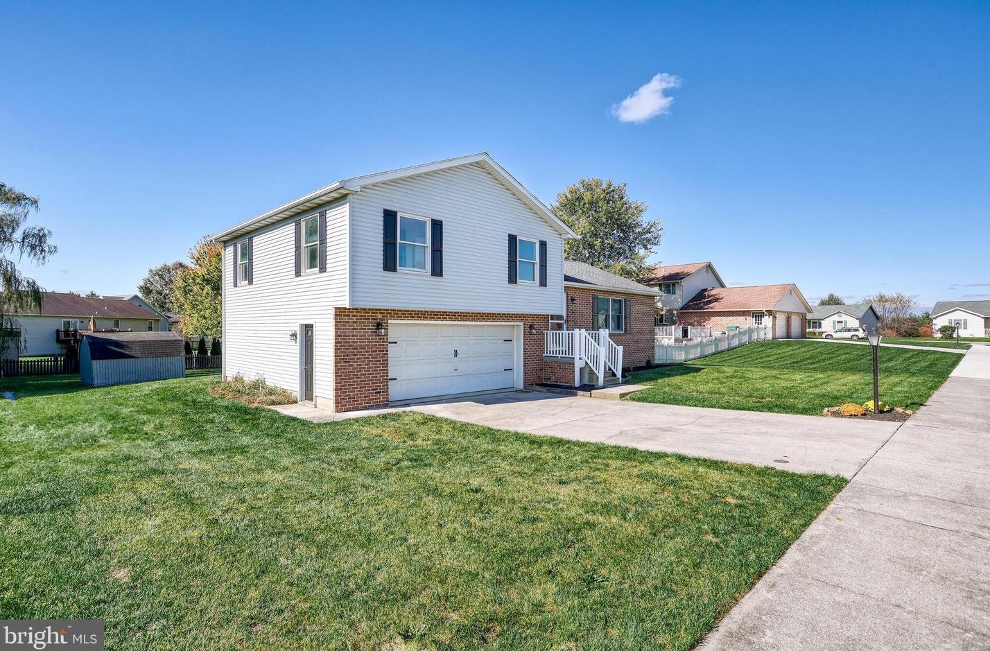 85 Thomas Dr, Mcsherrystown, PA 17344-1136