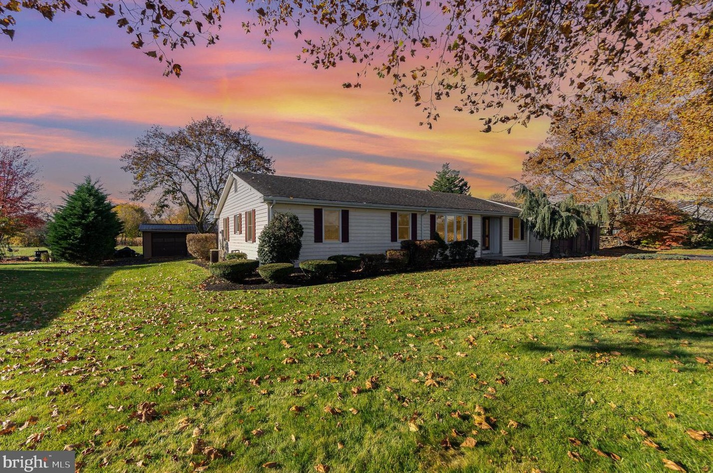 34 N Miller St, Charnita, PA 17320