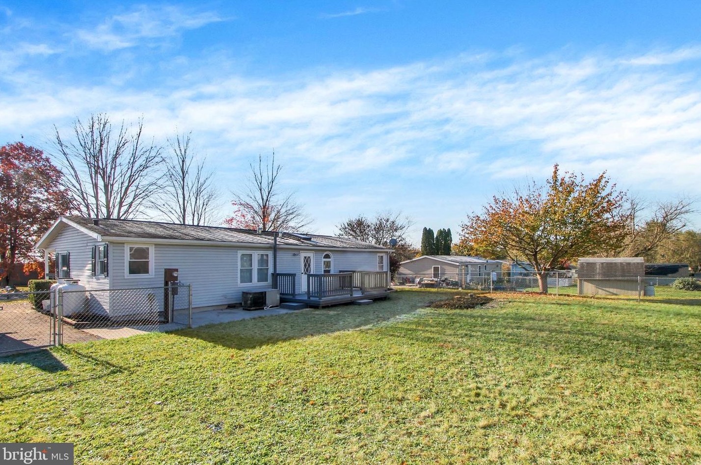 38 Kimberly Ln, New Oxford, PA 17350