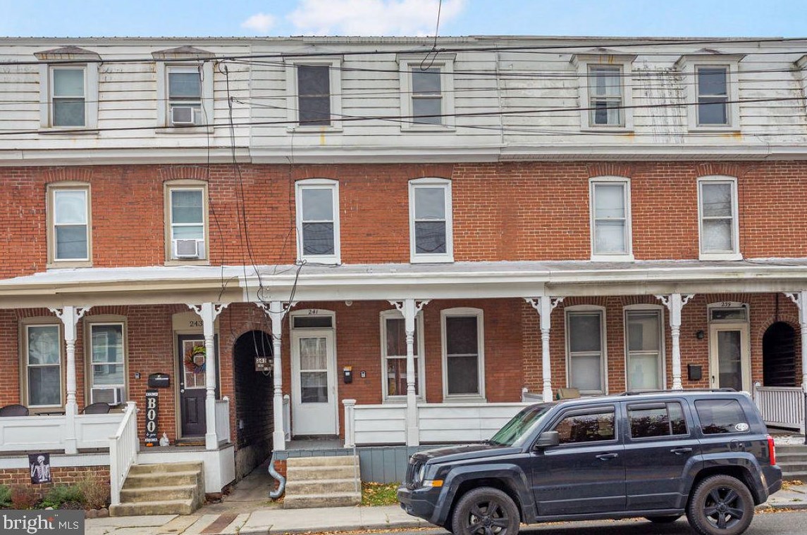241 York St, Gettysburg, PA 17325