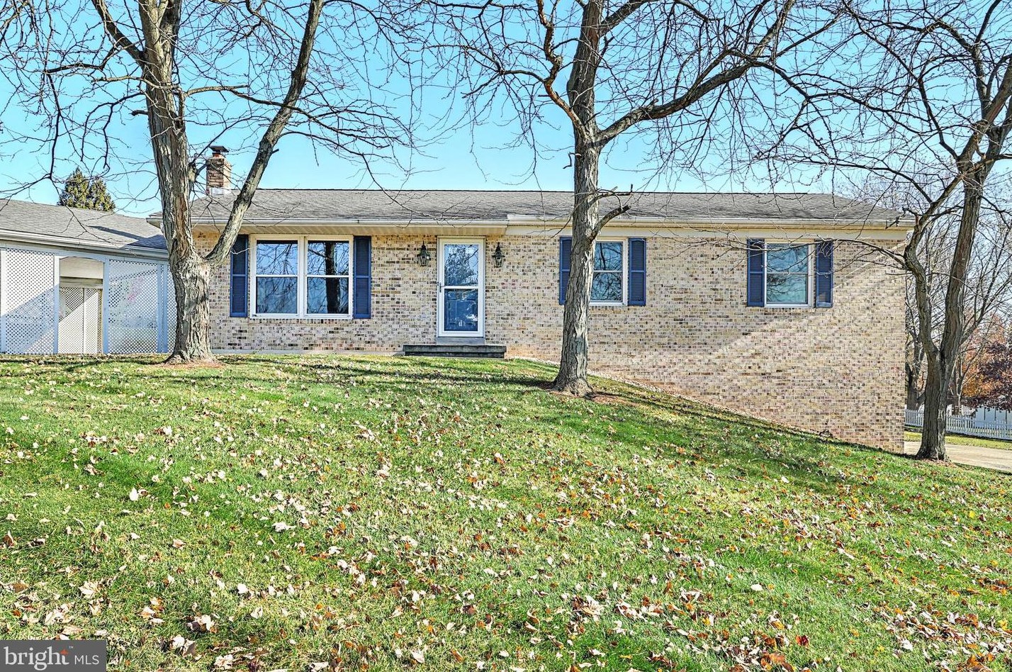 26 Pemberton Dr, East Berlin, PA 17316